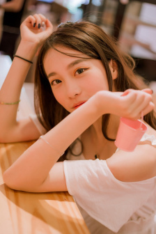 冰山下的来客